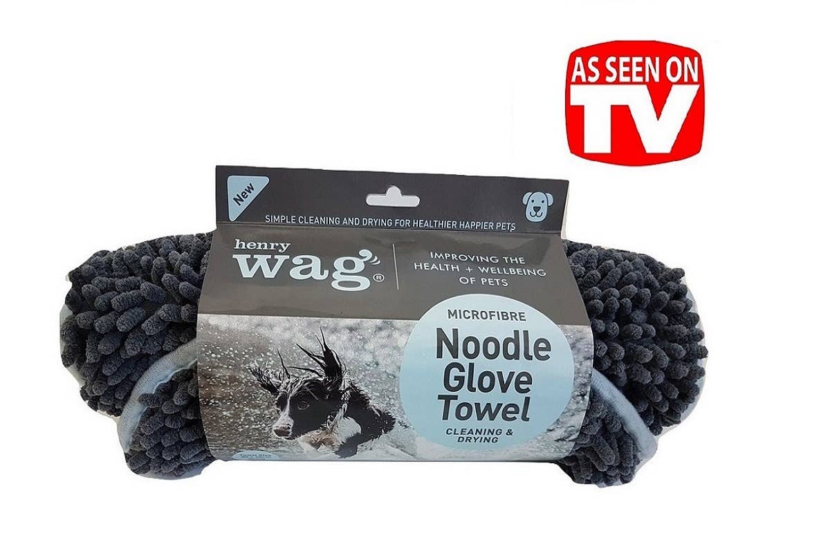 Henry Wag Noodle Glove Dog Drying Towel