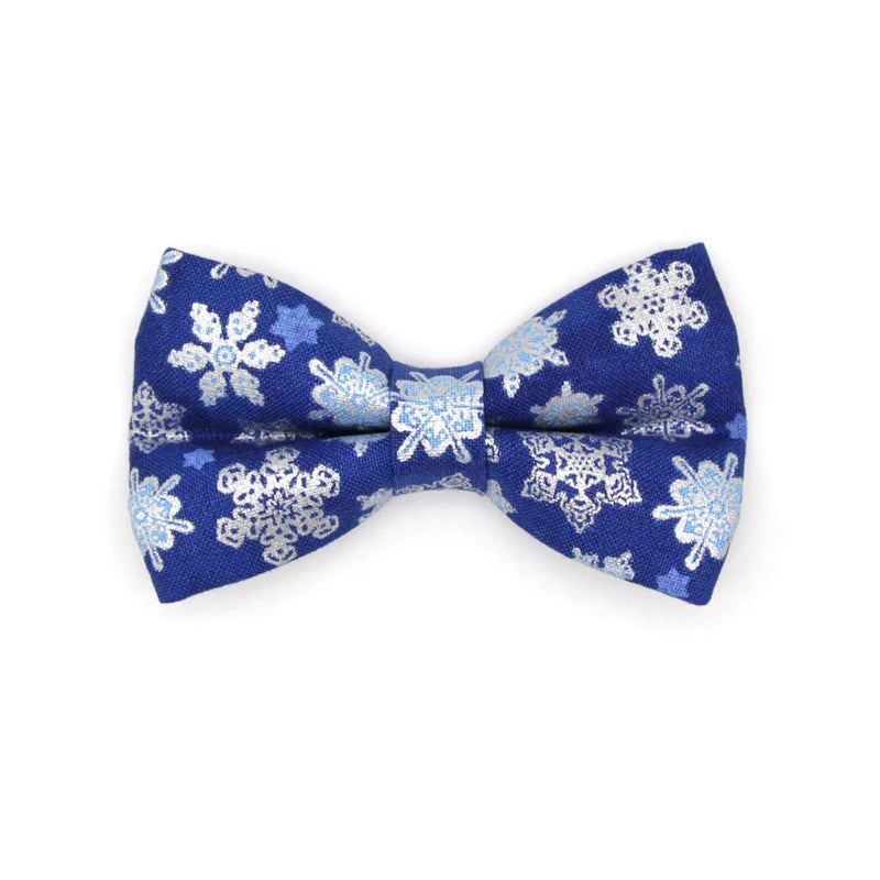 Shimmering Snowflakes Bow Tie - Blue